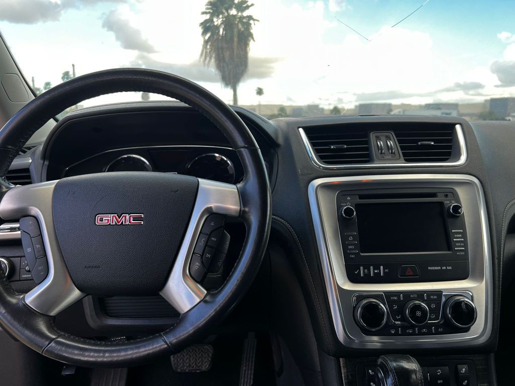 2014 GMC Acadia Image 7