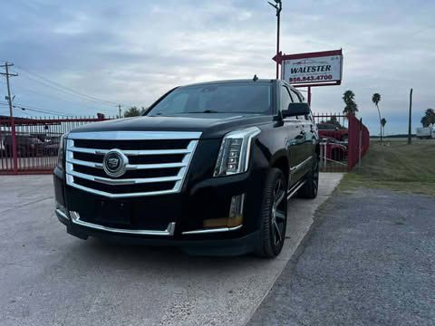 2015 Cadillac Escalade Image 3