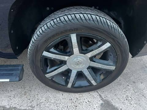 2015 Cadillac Escalade Image 10