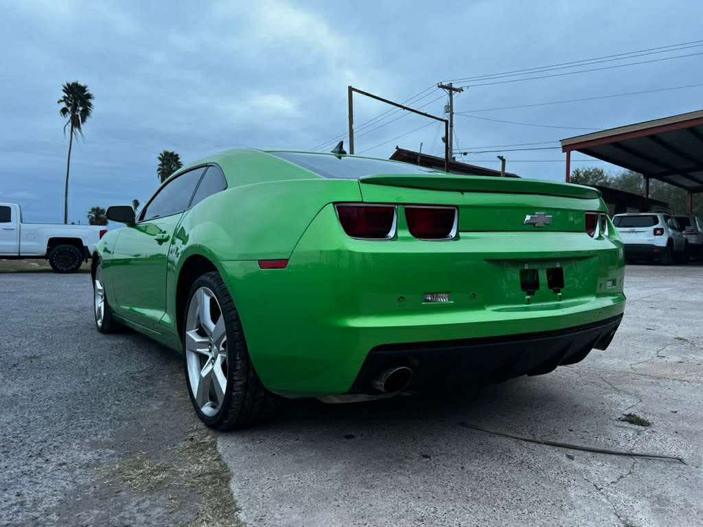 2011 Chevrolet Camaro Image 5