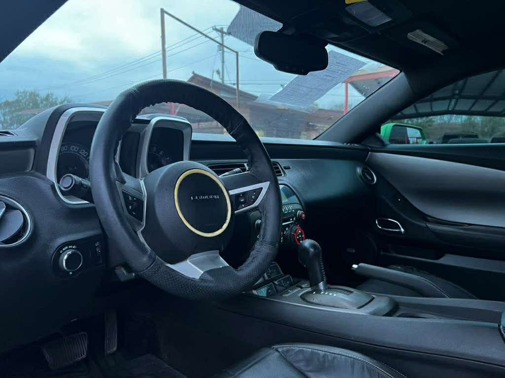 2011 Chevrolet Camaro Image 6