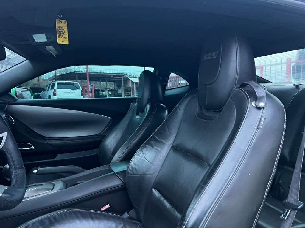 2011 Chevrolet Camaro Image 7