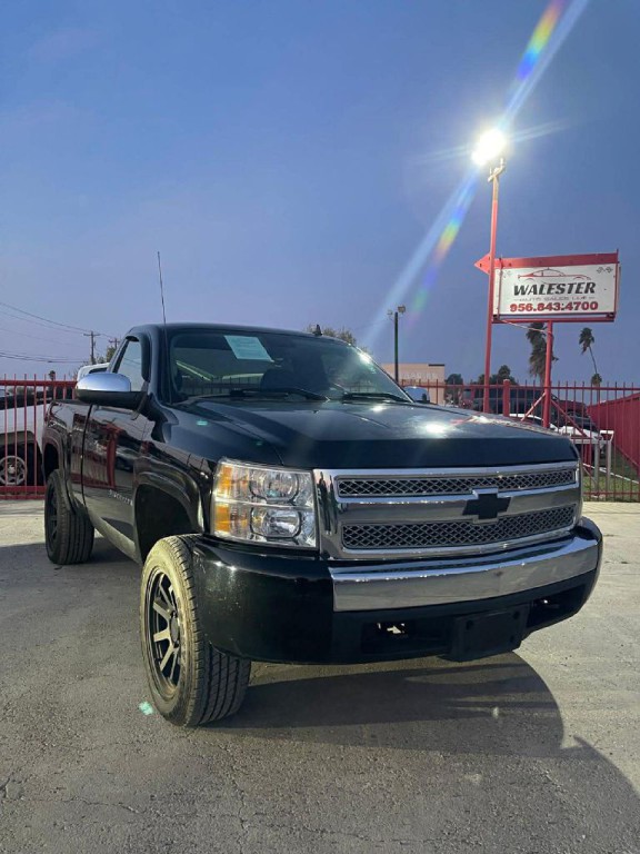 2008 Chevrolet Silverado 1500 Image 2