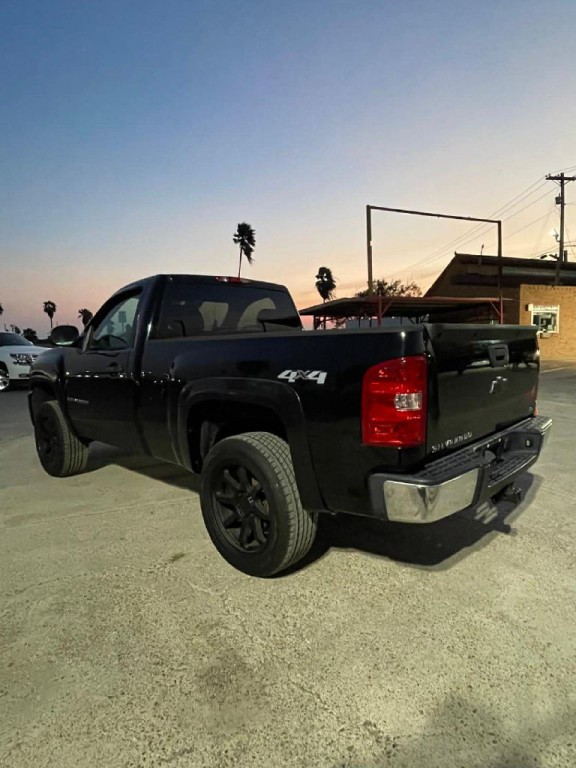 2008 Chevrolet Silverado 1500 Image 4