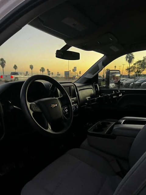 2018 Chevrolet Silverado 1500 Image 6