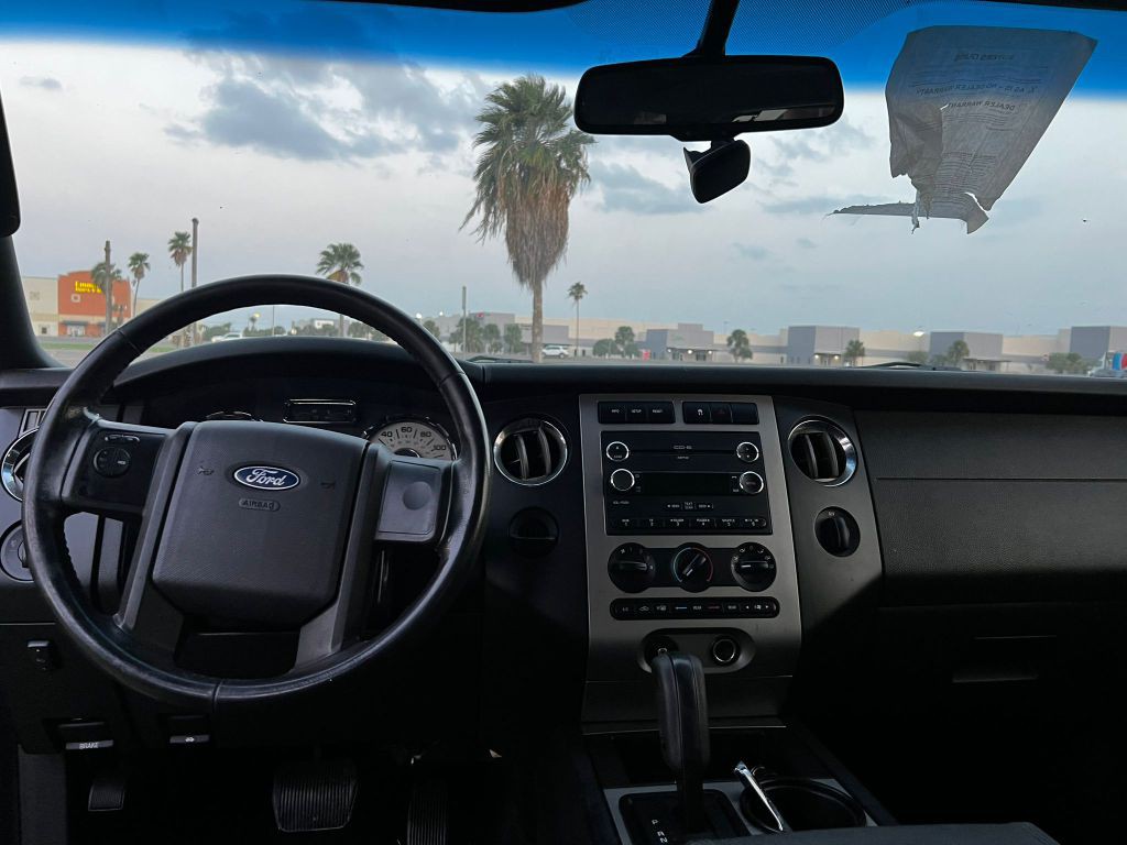 2008 Ford Expedition Image 6