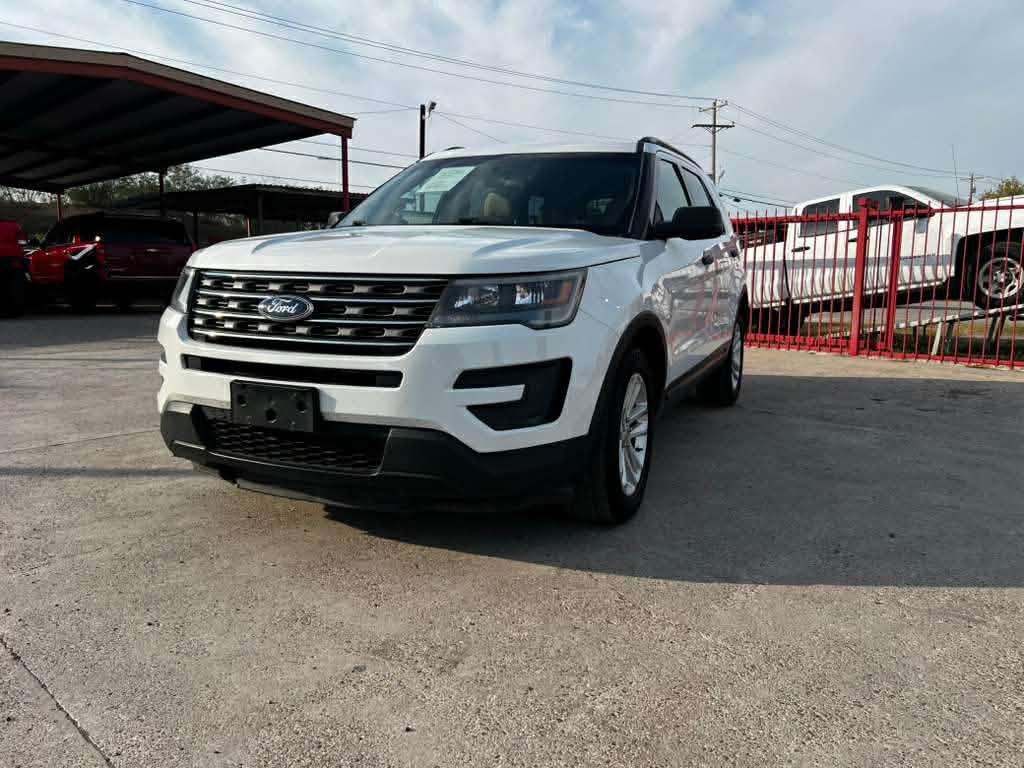 2017 Ford Explorer Image 3