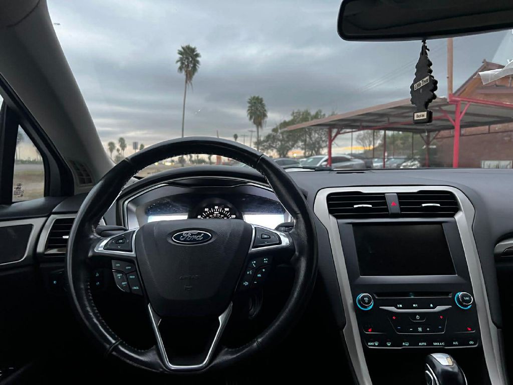 2013 Ford Fusion Image 6