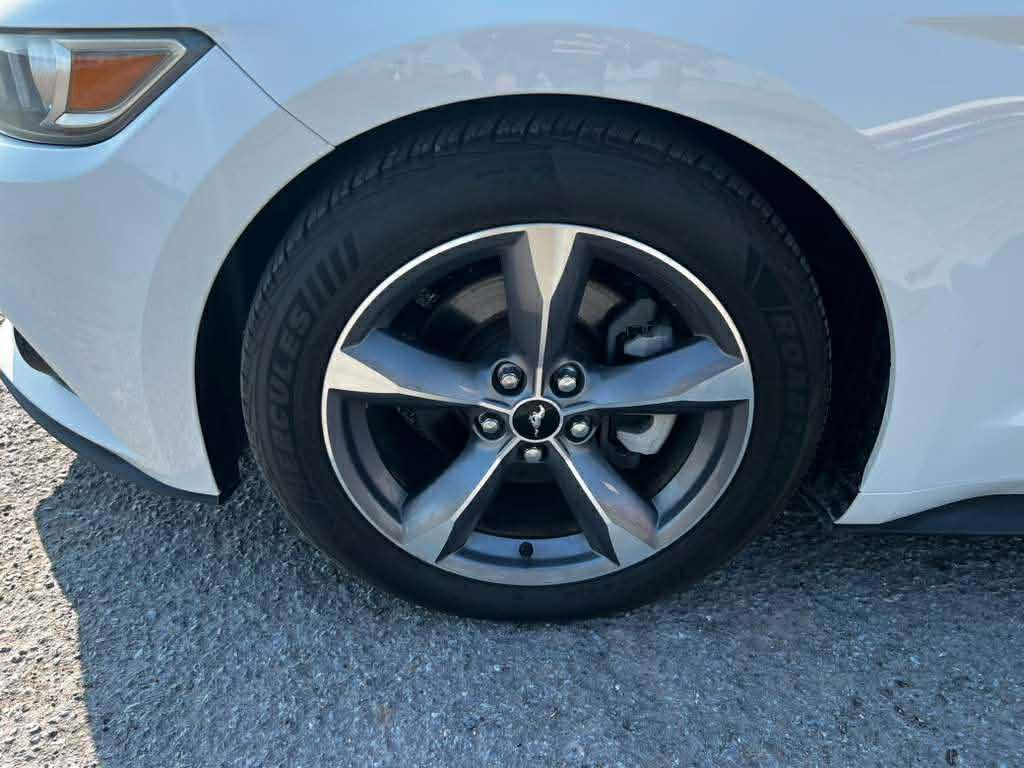 2015 Ford Mustang Image 9