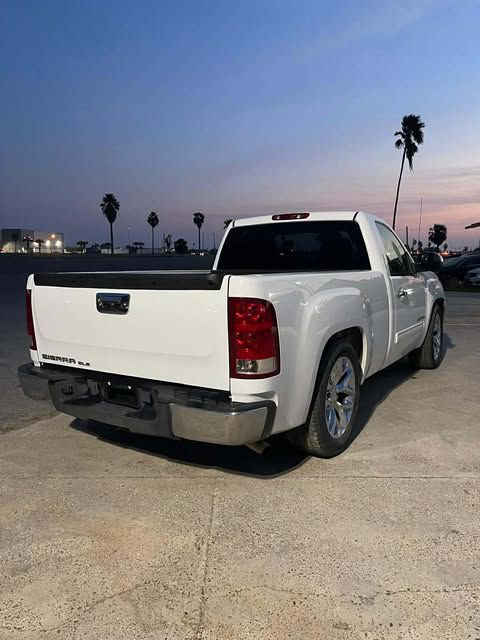 2009 GMC Sierra Image 5