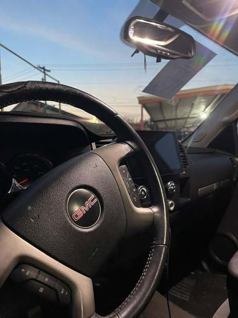 2009 GMC Sierra Image 6