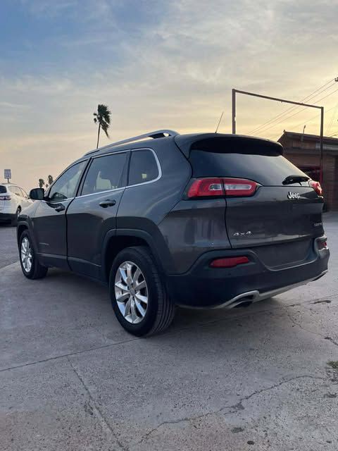 2015 Jeep Cherokee Image 4