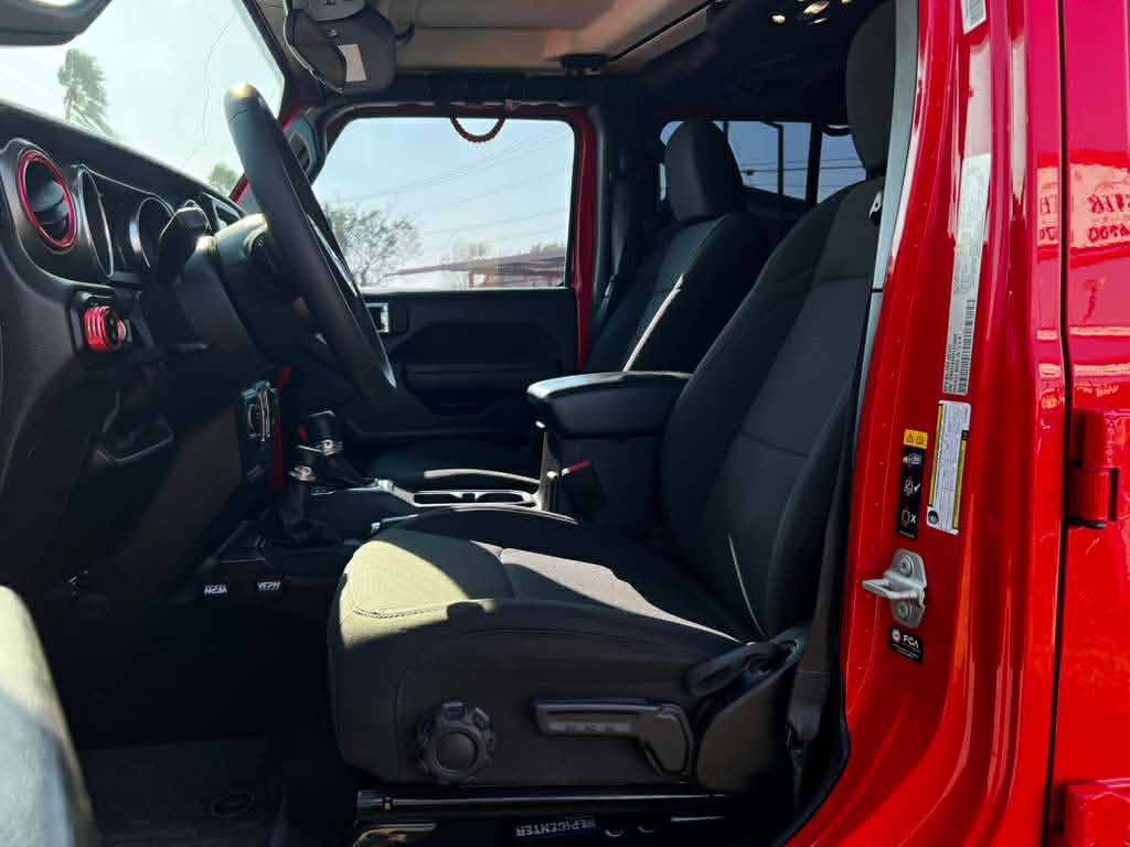 2023 Jeep Gladiator Image 6