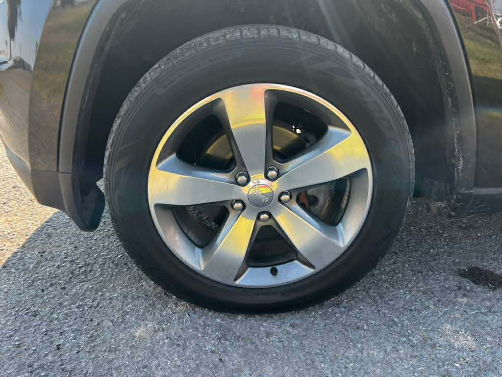 2014 Jeep Grand Cherokee Image 9