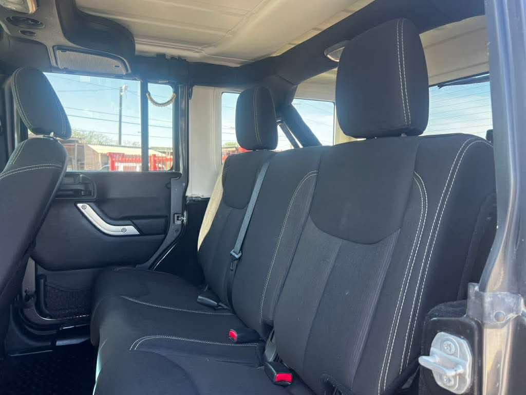 2016 Jeep Wrangler Unlimited Image 8