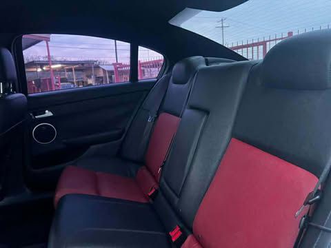 2009 Pontiac G8 Image 8