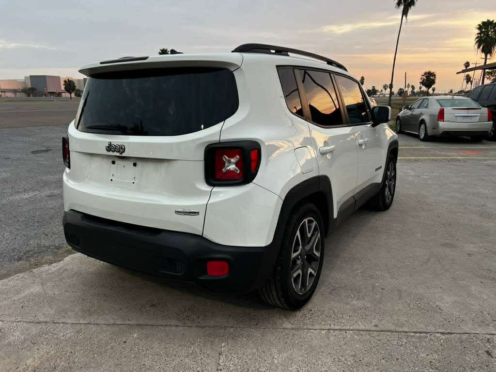 2015 Jeep Renegade Image 5