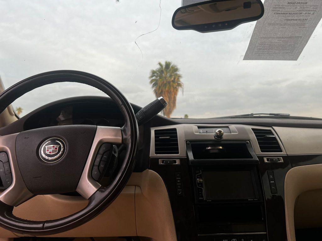 2007 Cadillac Escalade Image 7