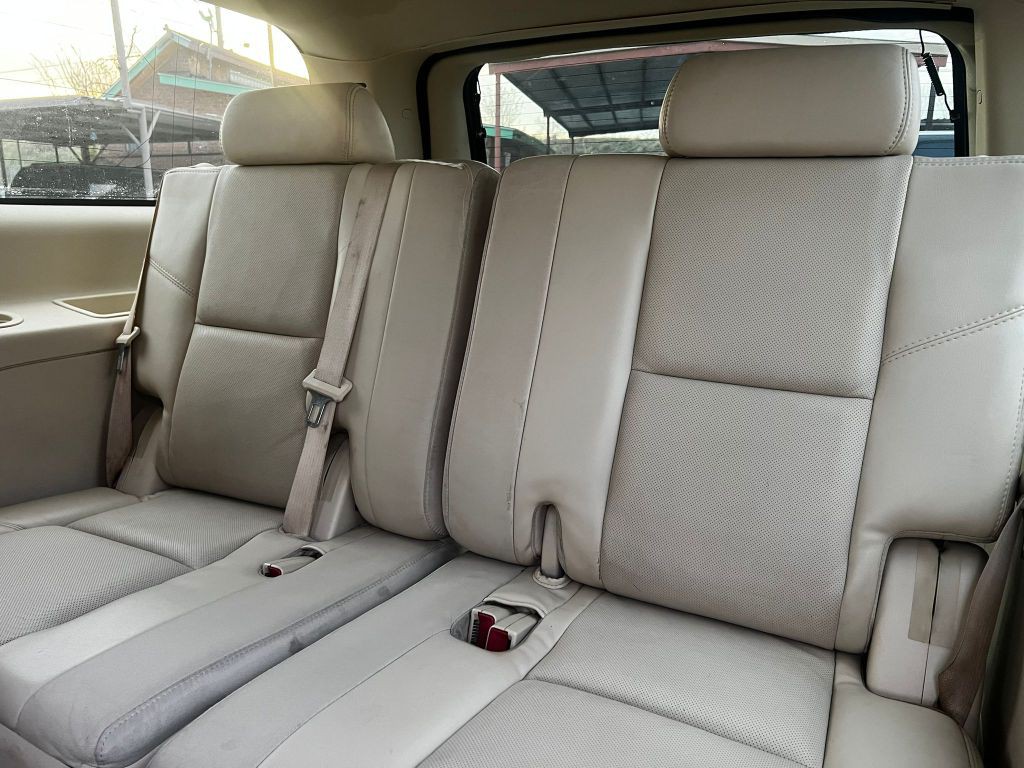 2007 Cadillac Escalade Image 9