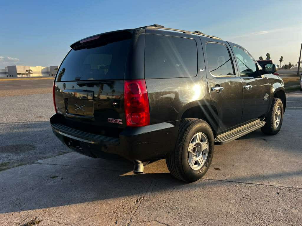 2010 GMC Yukon Image 5