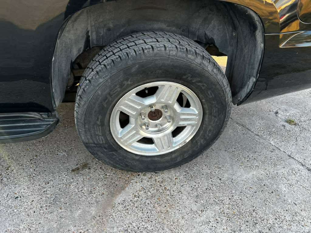 2010 GMC Yukon Image 10