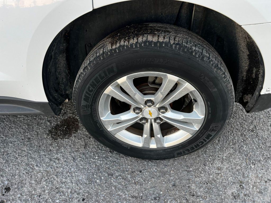 2015 Chevrolet Equinox Image 9