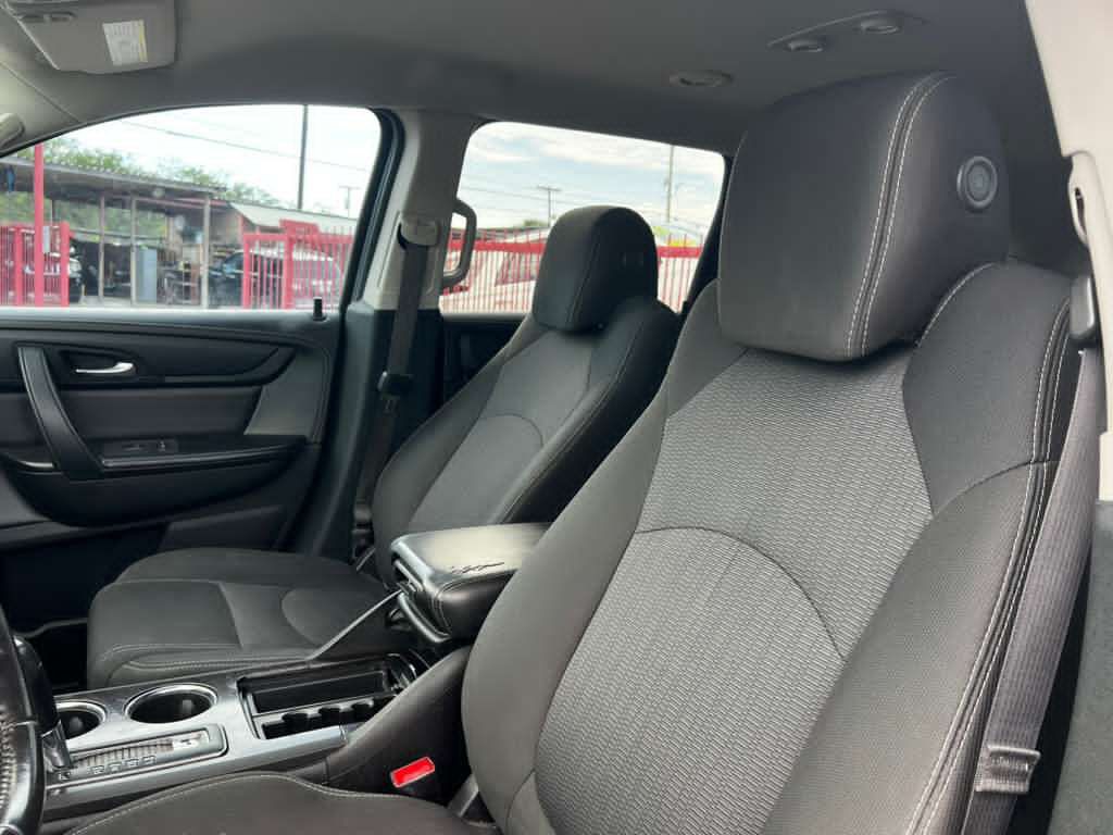 2017 Chevrolet Traverse Image 7