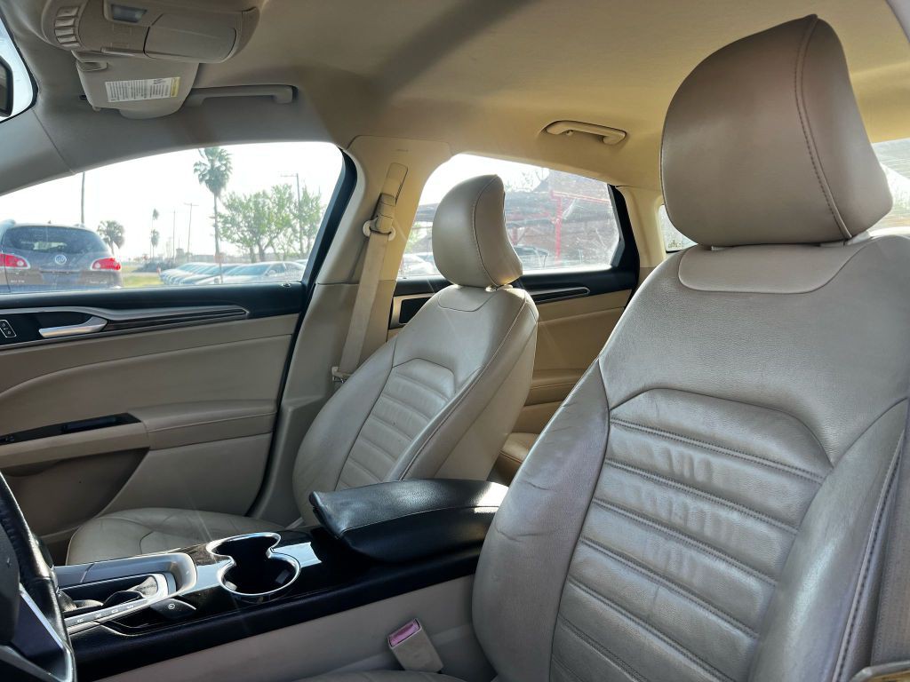 2016 Ford Fusion Image 6