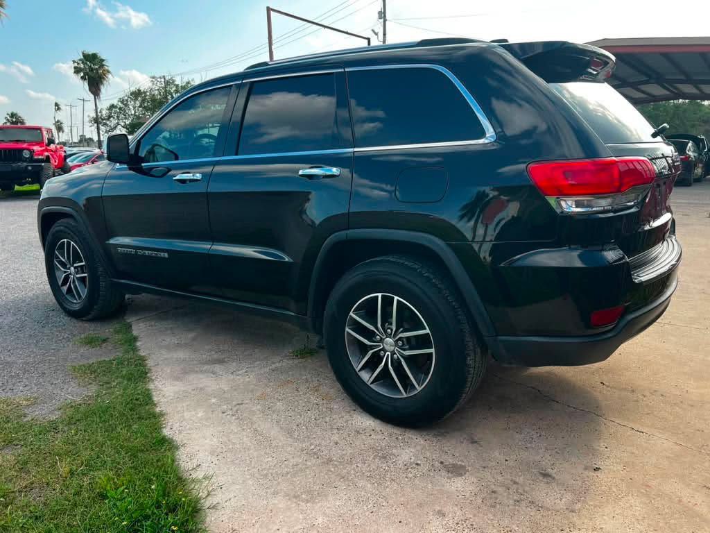 2017 Jeep Grand Cherokee Image 5