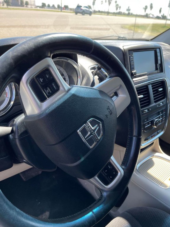 2013 Dodge Grand Caravan Image 5