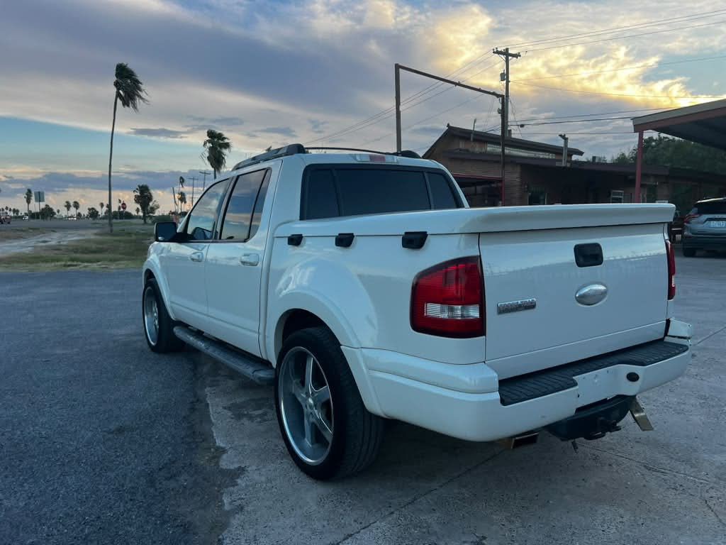 2008 Ford Explorer Image 5