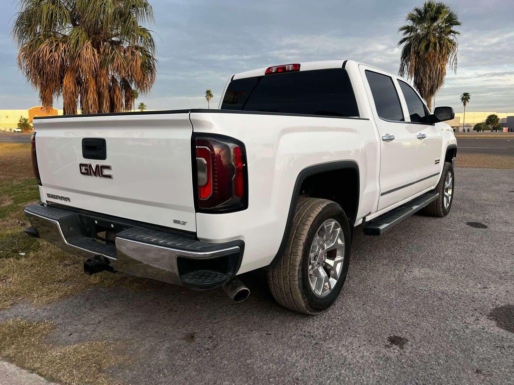 2018 GMC Sierra Image 4