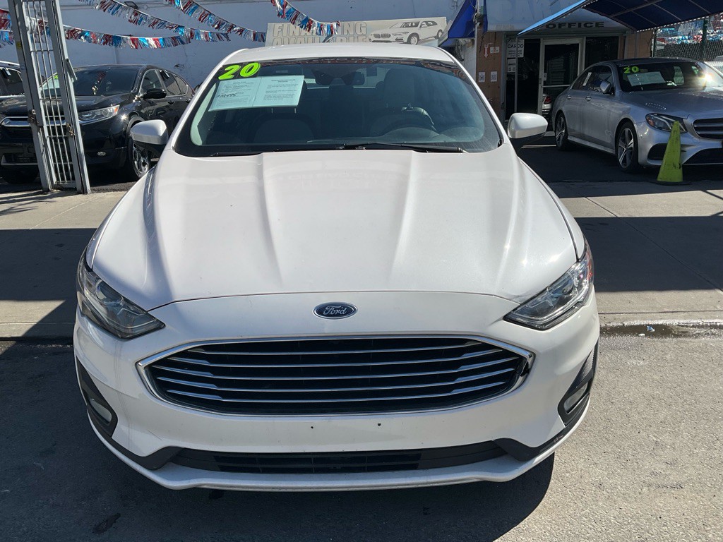 2020 Ford Fusion Image 2