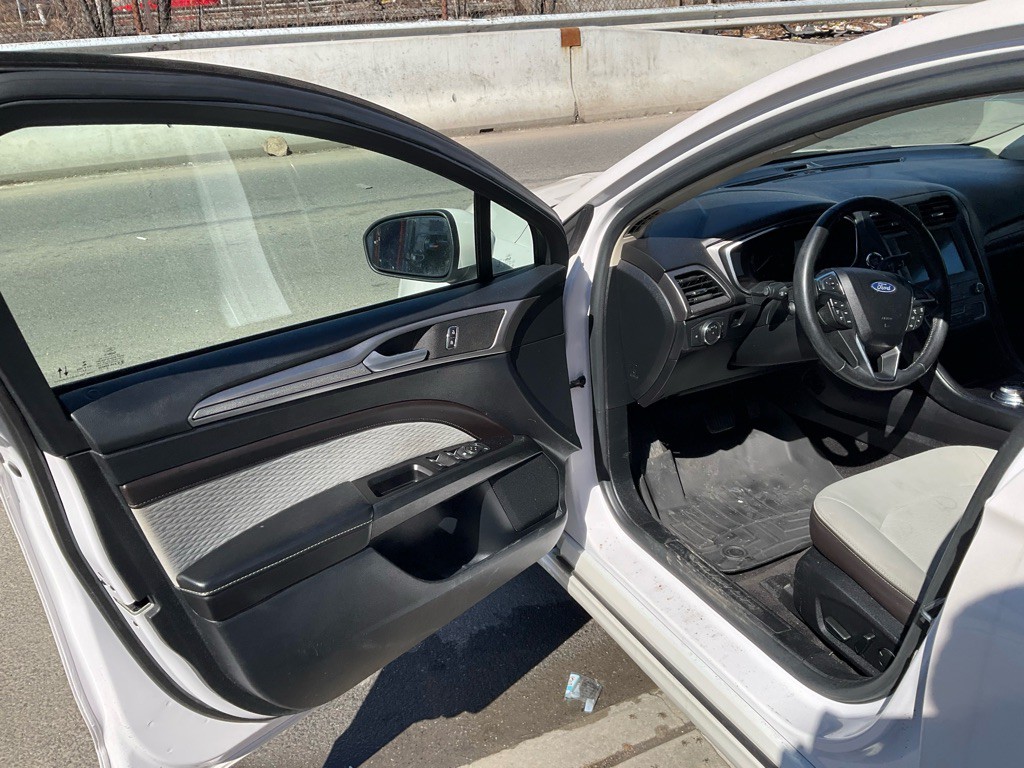 2020 Ford Fusion Image 9