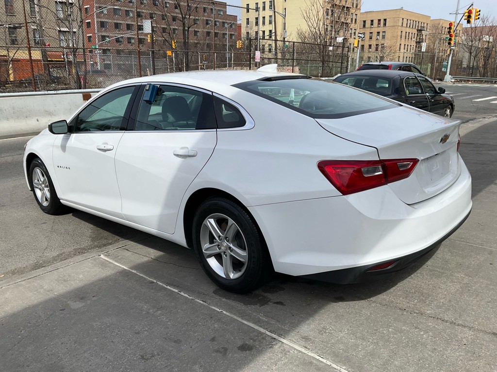 2023 Chevrolet Malibu Image 5