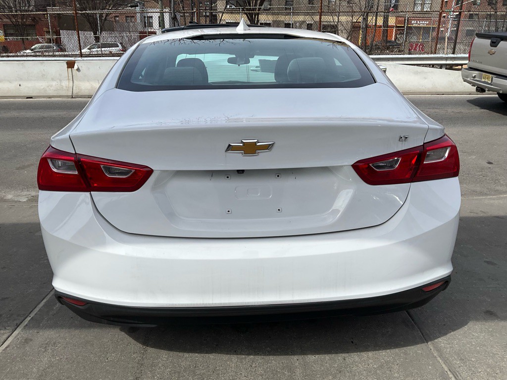 2023 Chevrolet Malibu Image 6
