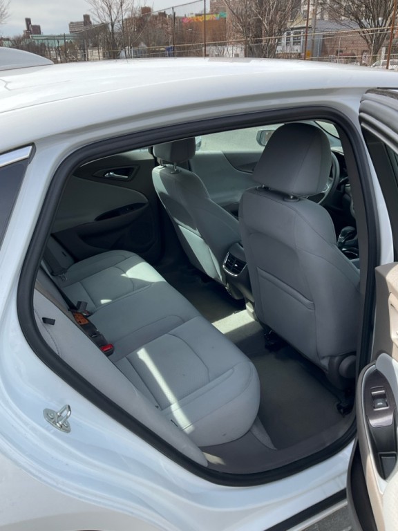 2023 Chevrolet Malibu Image 16
