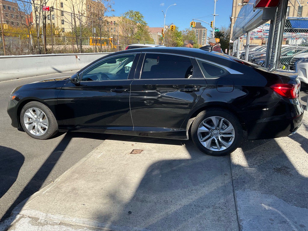 2020 Honda Accord Image 4