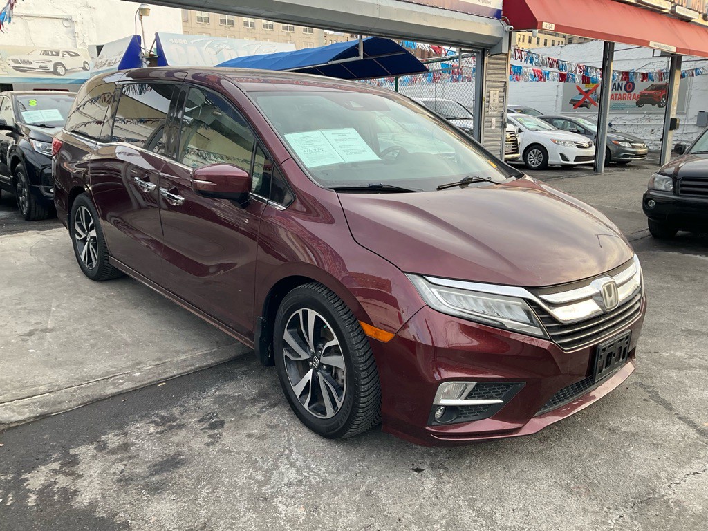 2018 Honda Odyssey Image 1