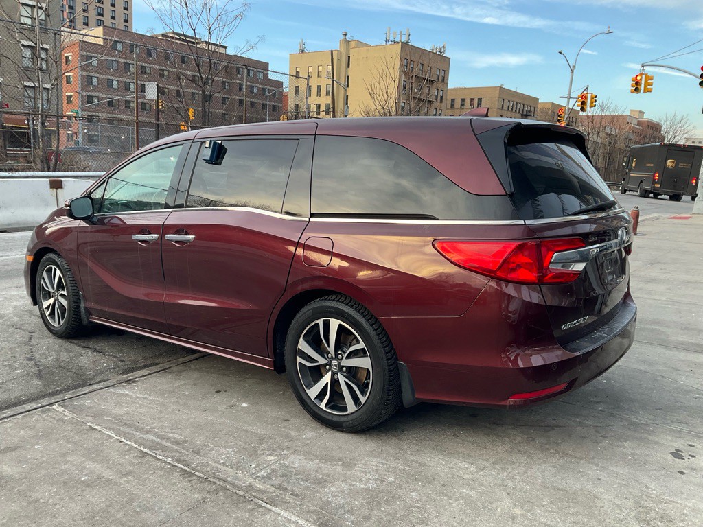 2018 Honda Odyssey Image 5