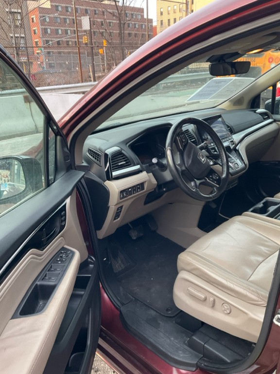 2018 Honda Odyssey Image 9