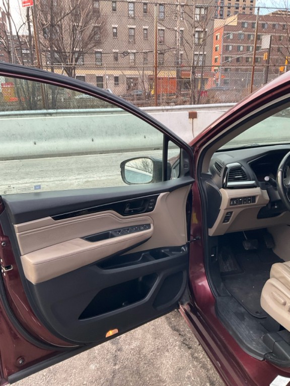 2018 Honda Odyssey Image 10