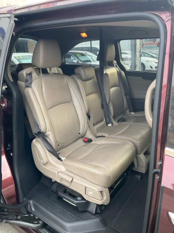 2018 Honda Odyssey Image 16