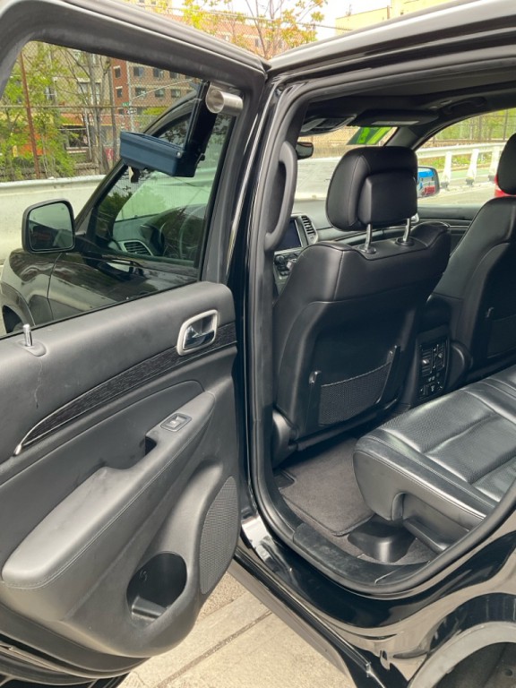 2018 Jeep Grand Cherokee Image 12