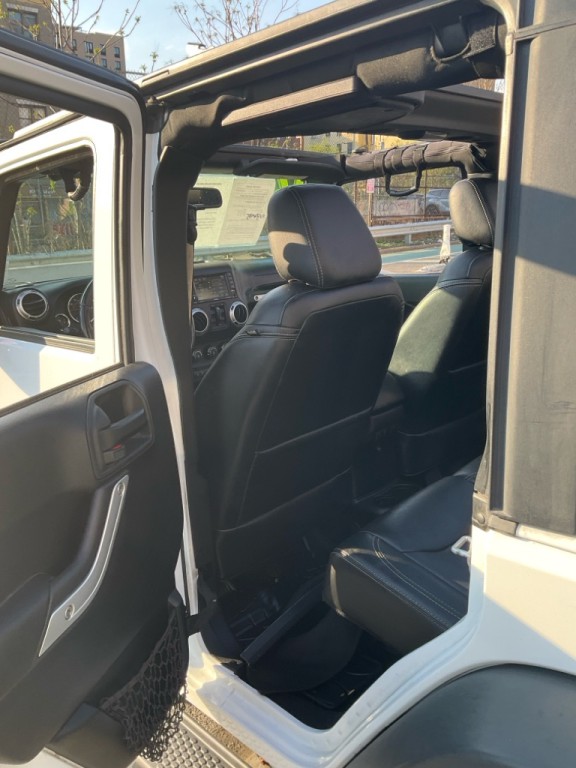 2016 Jeep Wrangler Unlimited Image 11