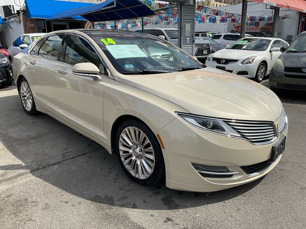 2014 Lincoln MKZ Image 1