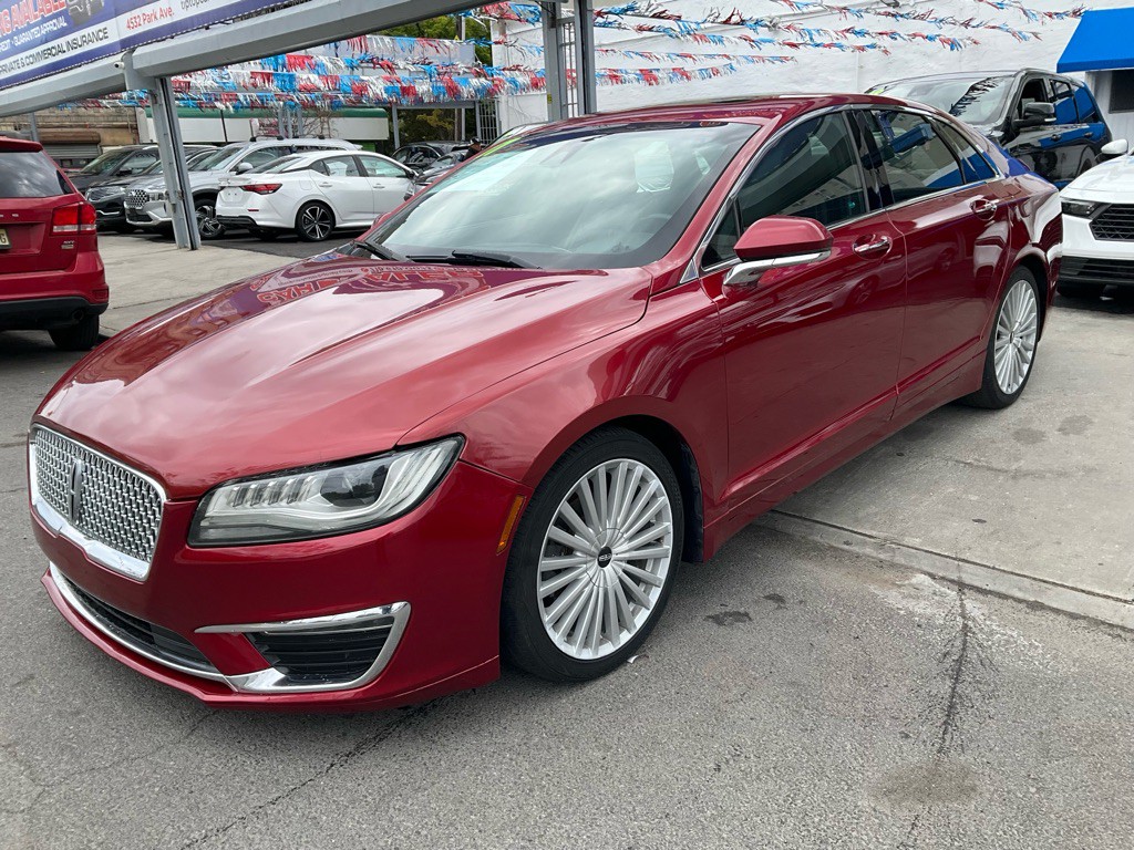 2017 Lincoln MKZ Image 3