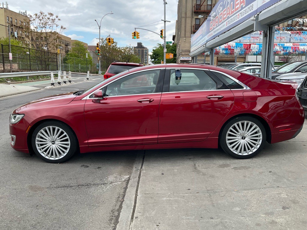2017 Lincoln MKZ Image 4