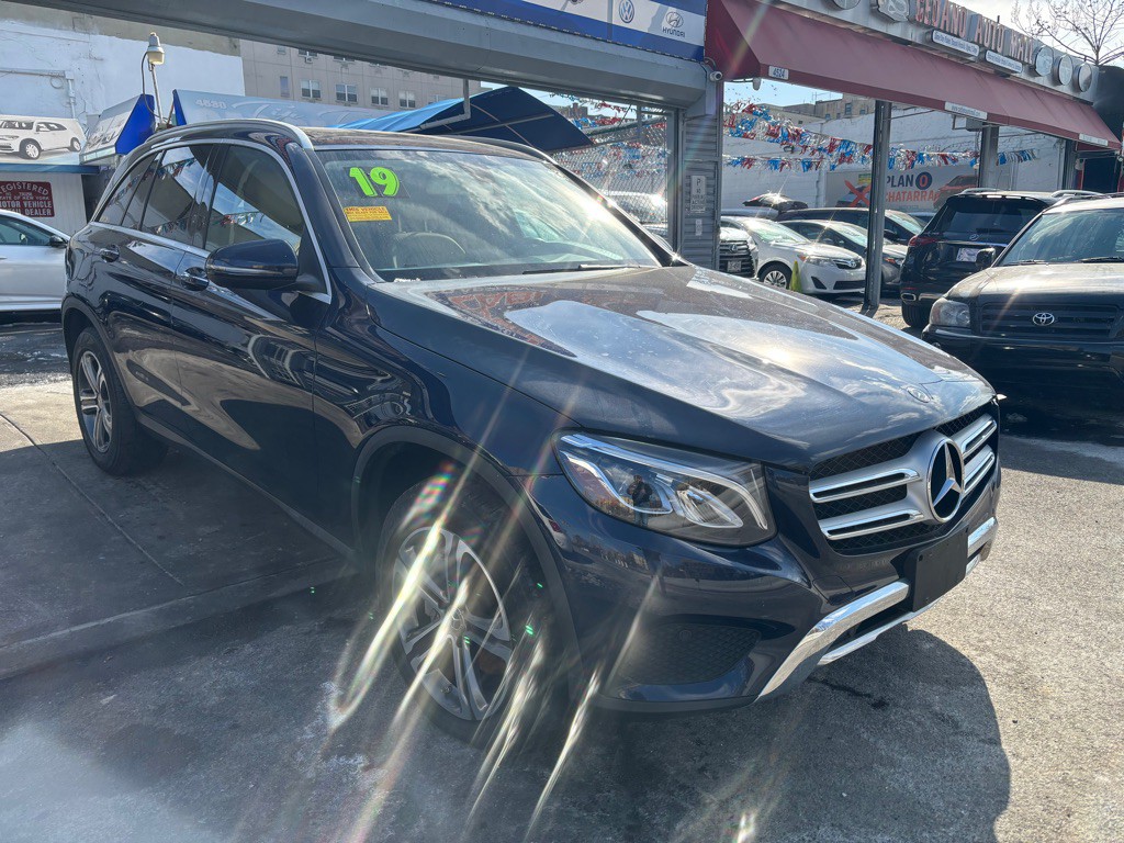 2019 Mercedes-Benz GLC-Class Image 1