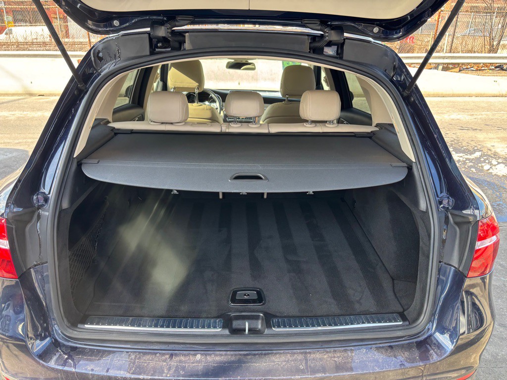 2019 Mercedes-Benz GLC-Class Image 15
